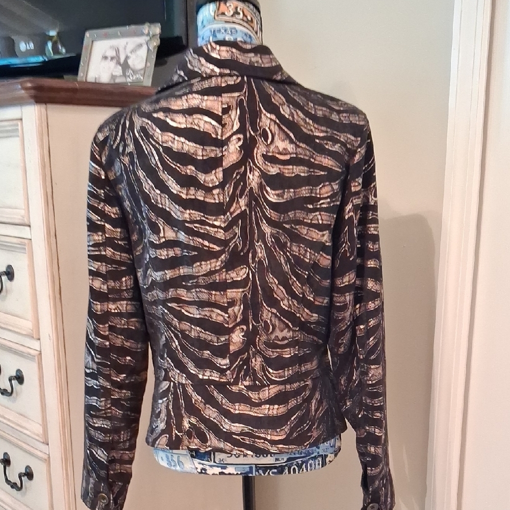 Elegant Brown Patterned Women's Blazer - Picture 3 of 3